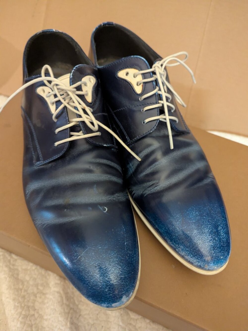 HUGO BOSS Mens Blue Leather Dress Shoes Size 9 "Distressed" Look